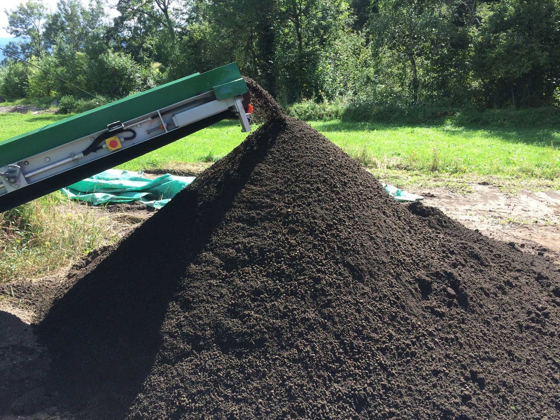 Aushub | Bauarbeiten & Umgebungsgestaltung | A. Grob Baugeschäft AG | Wattwil