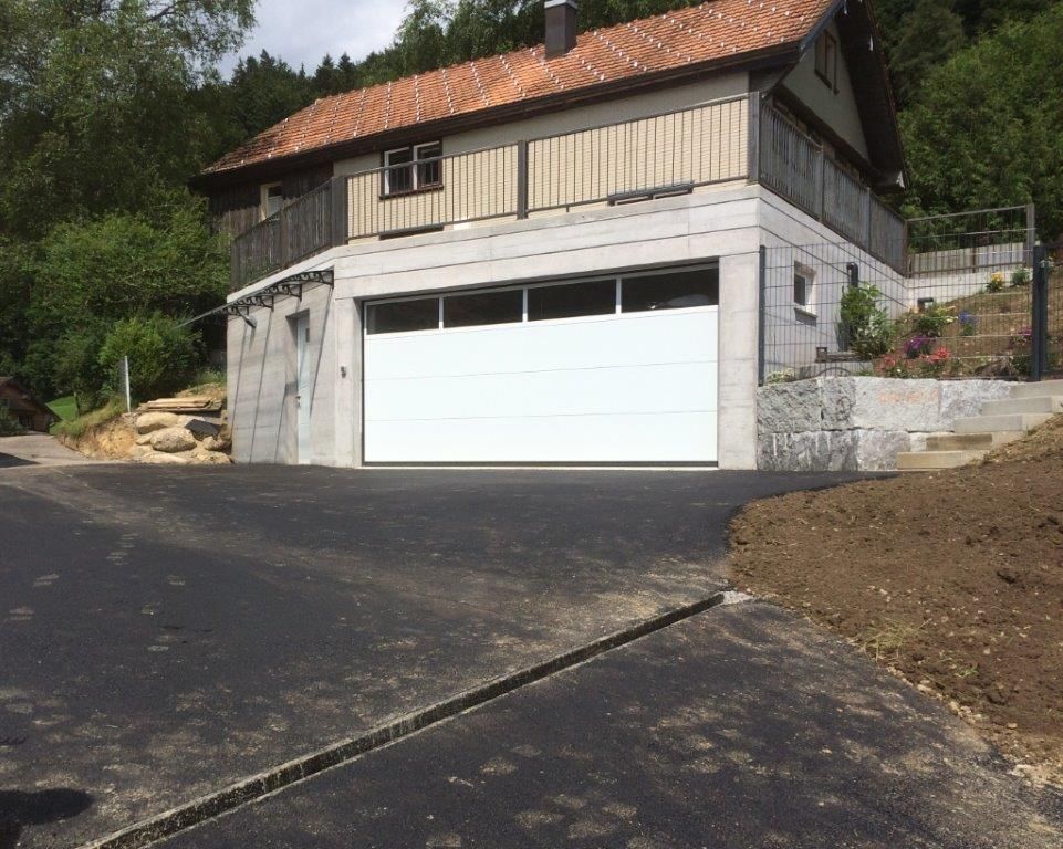 Aussenplatz | Bauarbeiten & Umgebungsgestaltung | A. Grob Baugeschäft AG | Wattwil