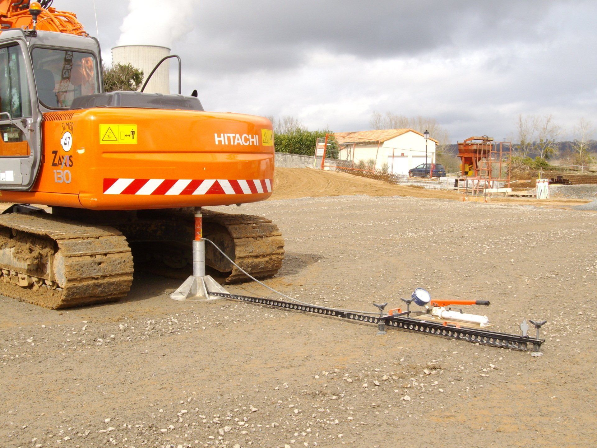 Engin de terrassement sur chantier