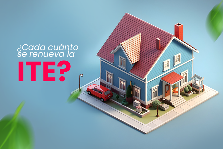 Una casa azul con techo rojo y un coche rojo aparcado delante de ella.