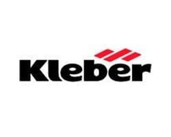 Logotipo da marca de pneus Kleber com texto preto e formas de diamante vermelhas acima de 