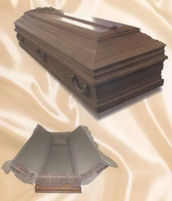 Caixão de madeira com tampa fechada e caixão aberto mostrando o interior.