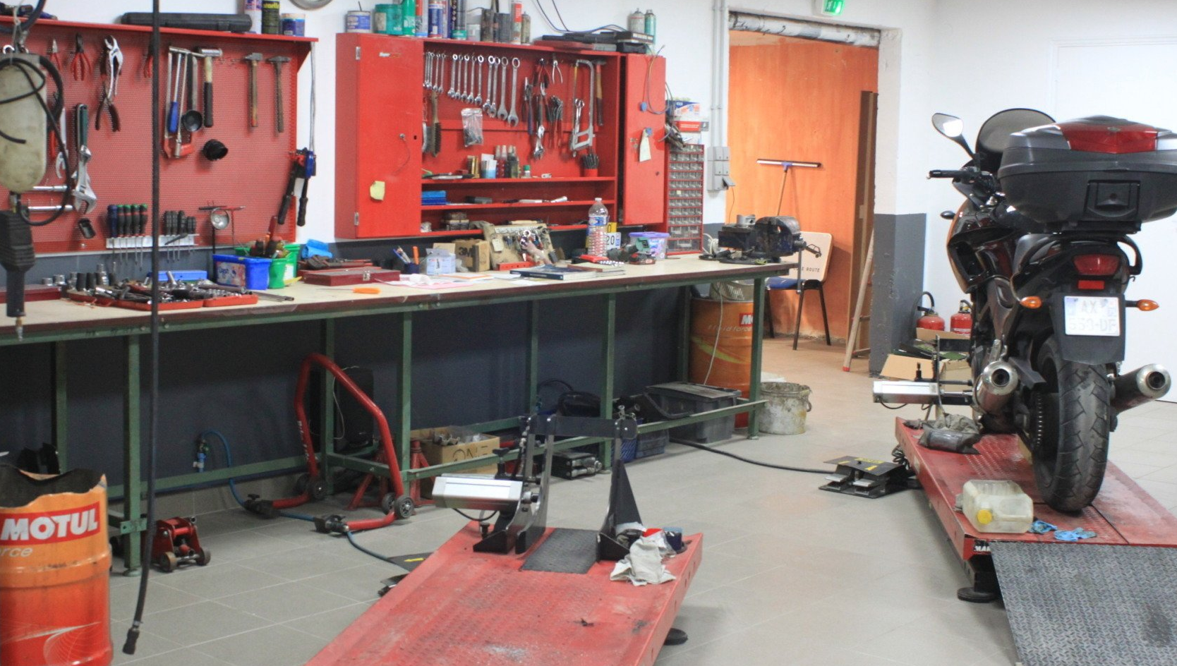 Réparation sur deux-roues