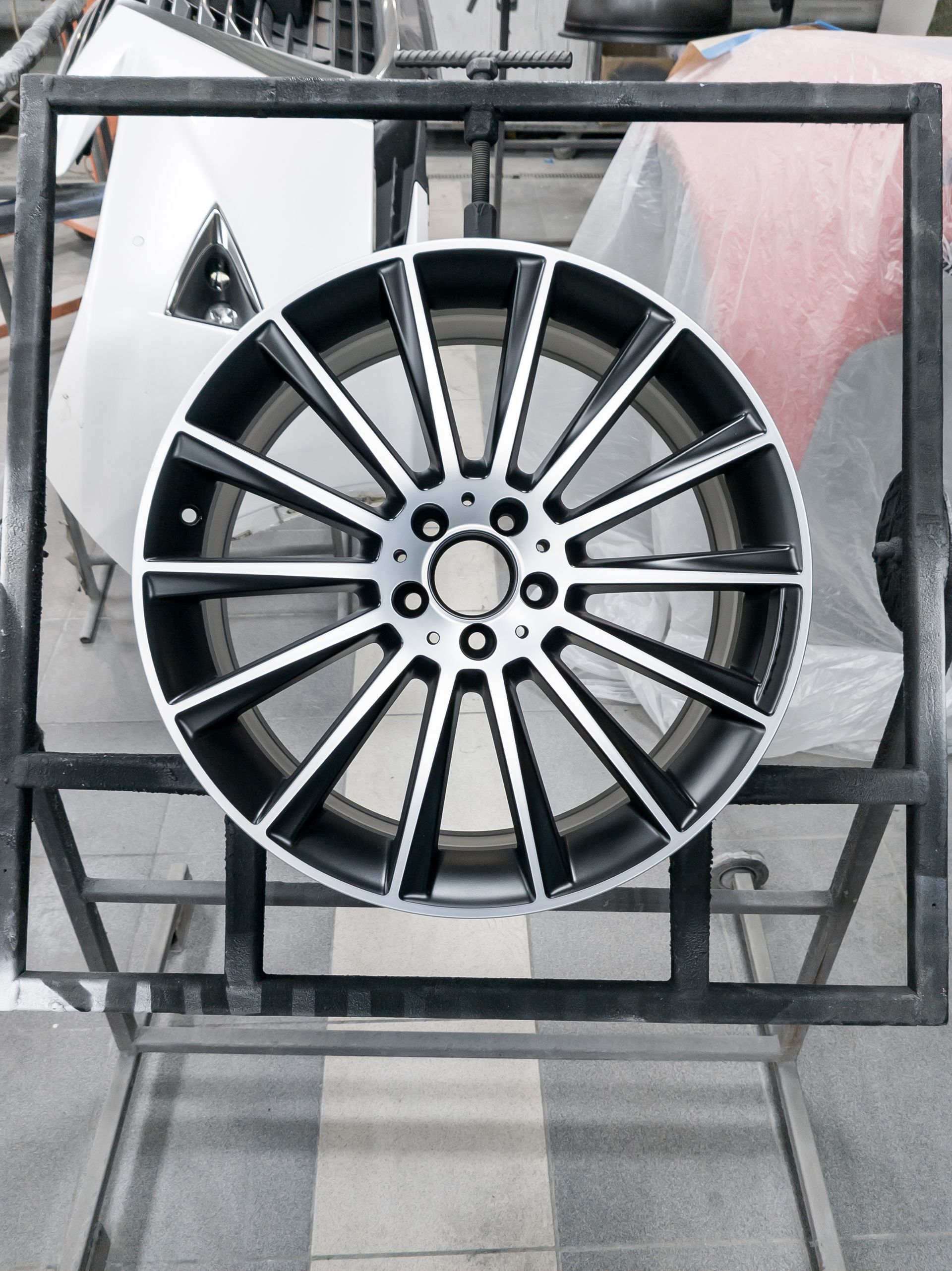 Jante en aluminium après rénovation