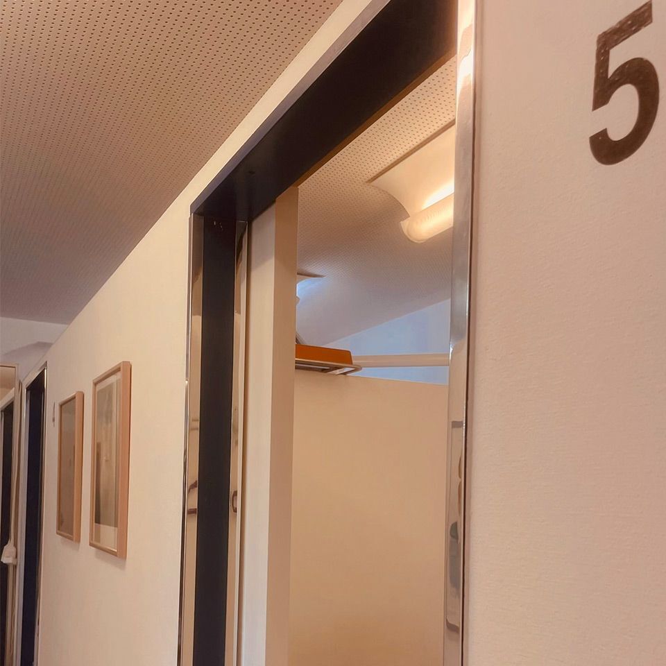 Schwab Physiomed Flur