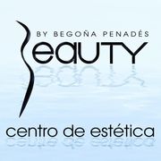 Logotipo de &ldquo;Beauty&rdquo; de Bego&ntilde;a Penad&eacute;s, con &ldquo;centro de est&eacute;tica&rdquo; sobre un fondo azul claro