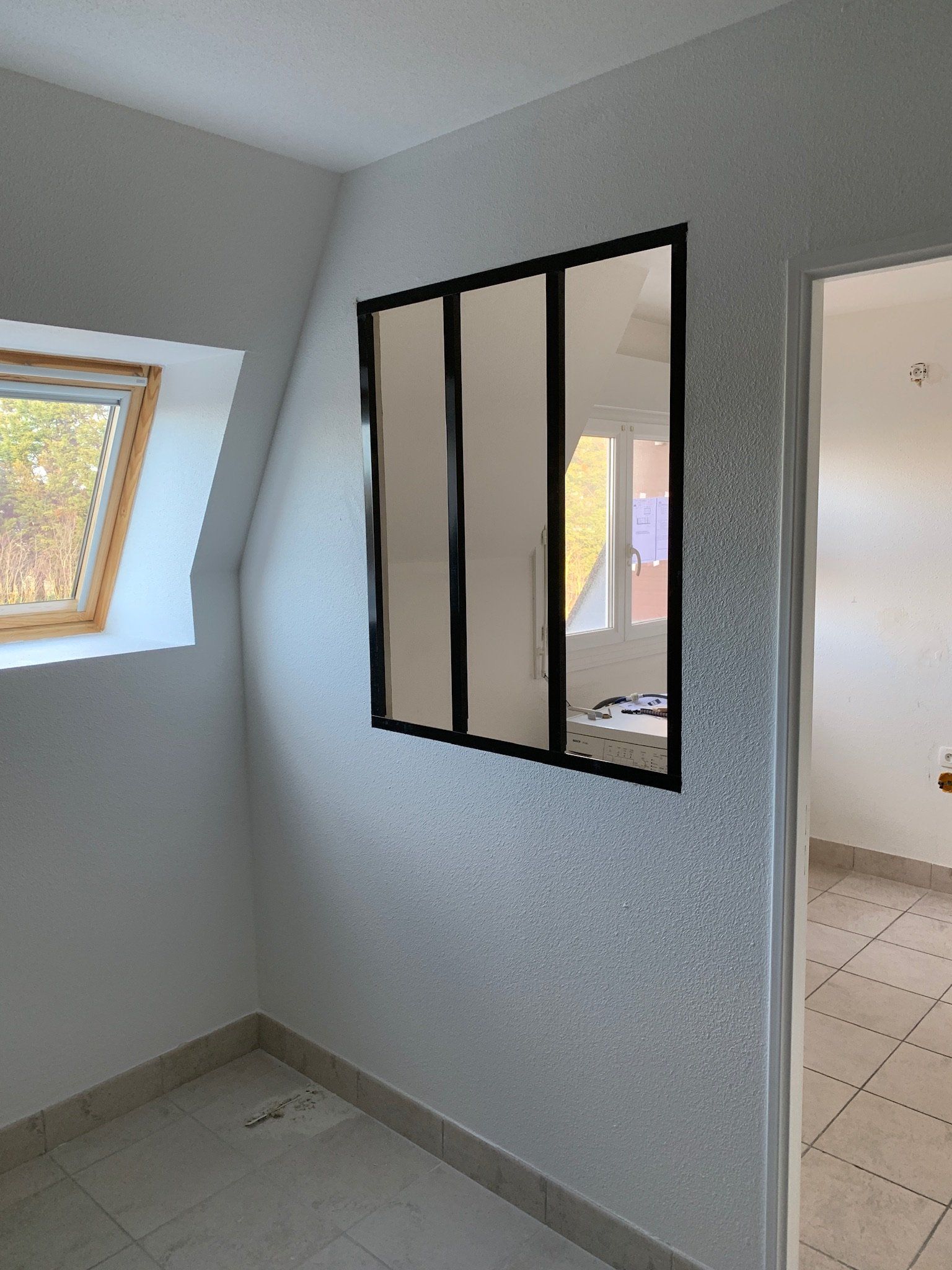 Cloison avec verrière