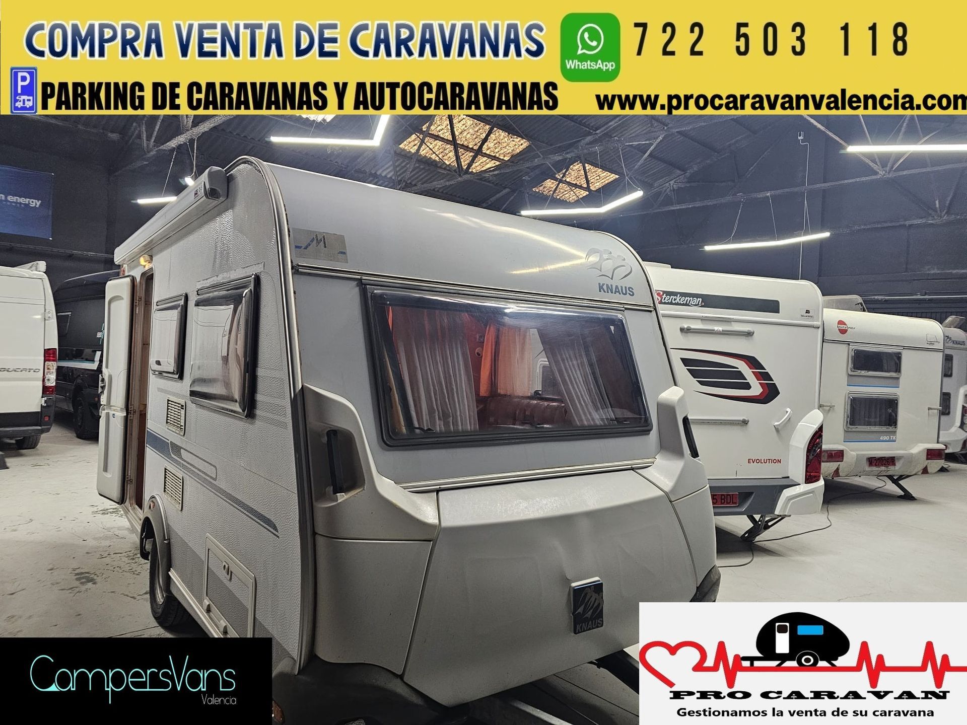 Una caravana está estacionada frente a un cartel que dice compra venta de caravanas