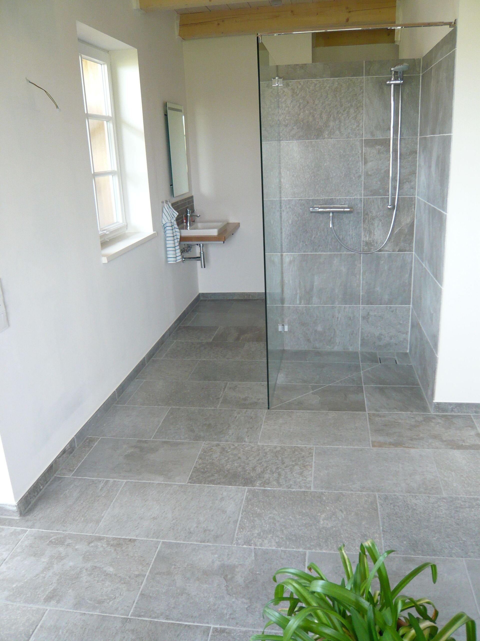 Helms & Wäsche GmbH Fliesenstudio Eicklingen