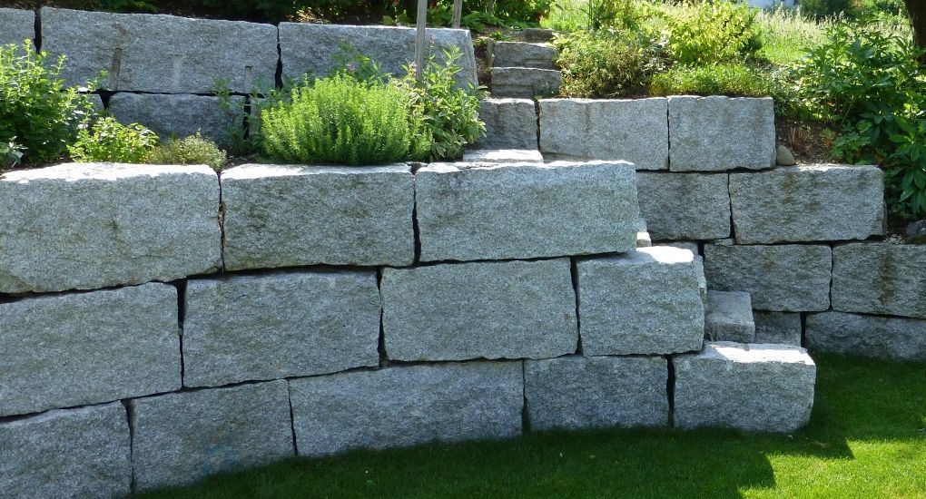 Mauersteine - Tahiri AG - Pfäffikon SZ