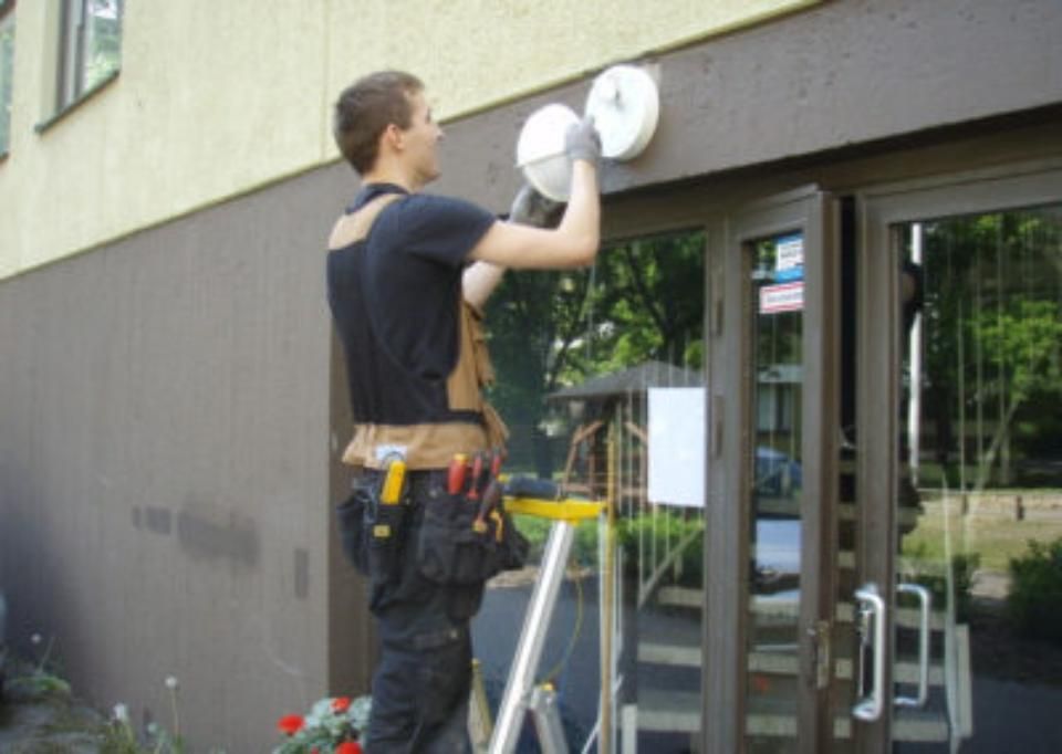 Palovaroittimen huolto taloyhtiölle