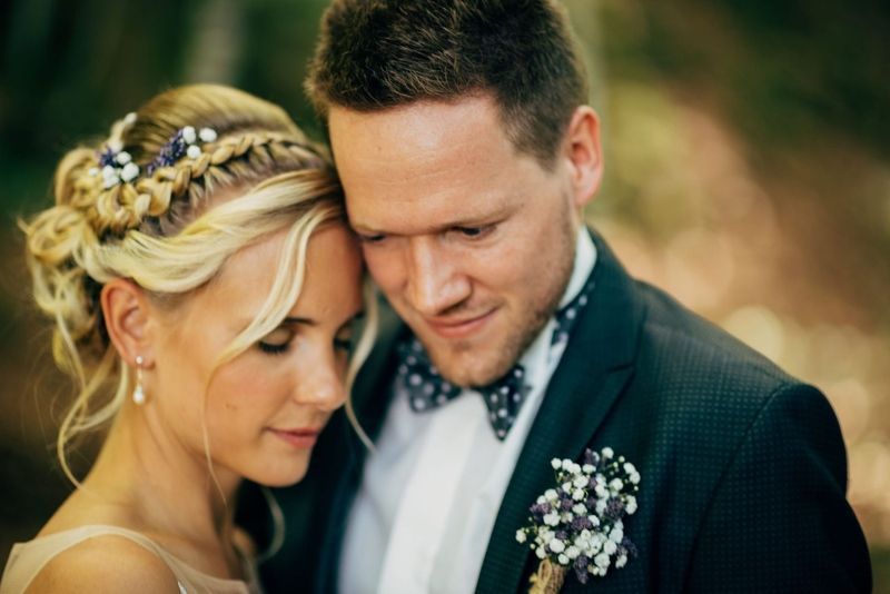 Hochzeitspaar mit Frisuren von Coiffeur Diagonal