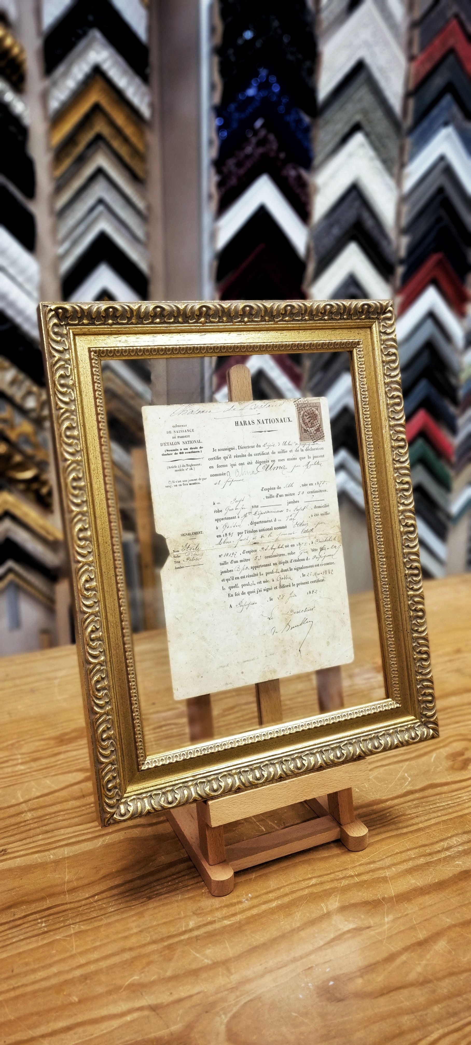 Cadre d'une lettre ancienne