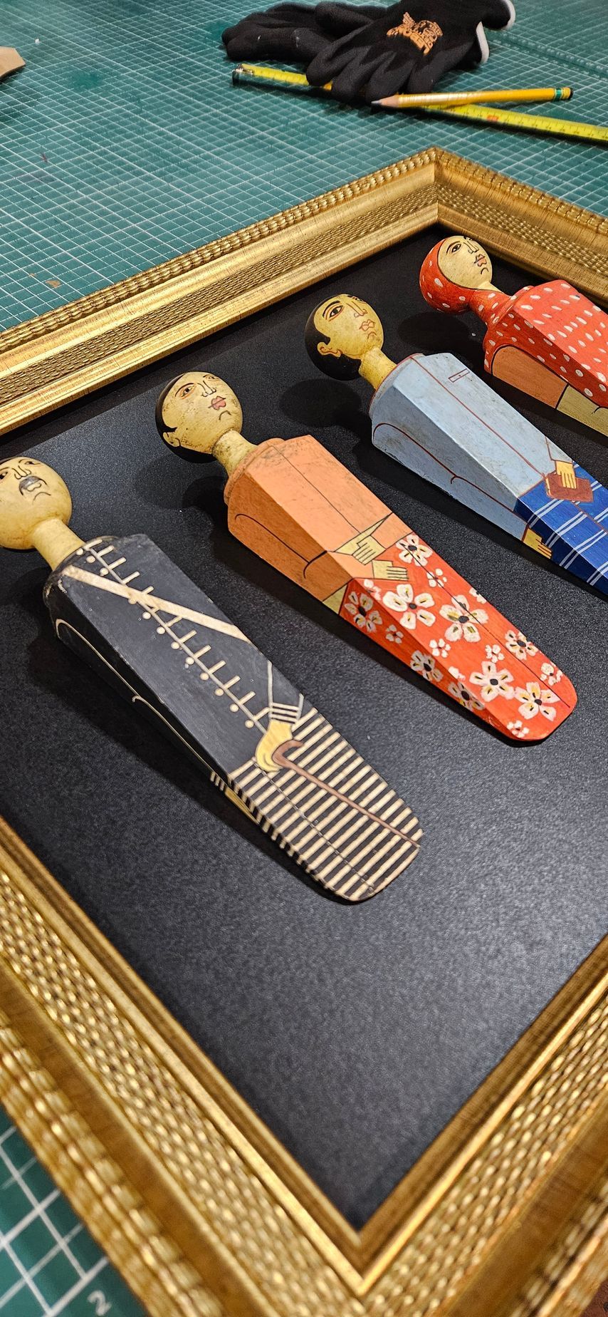 Petits bonhommes en bois