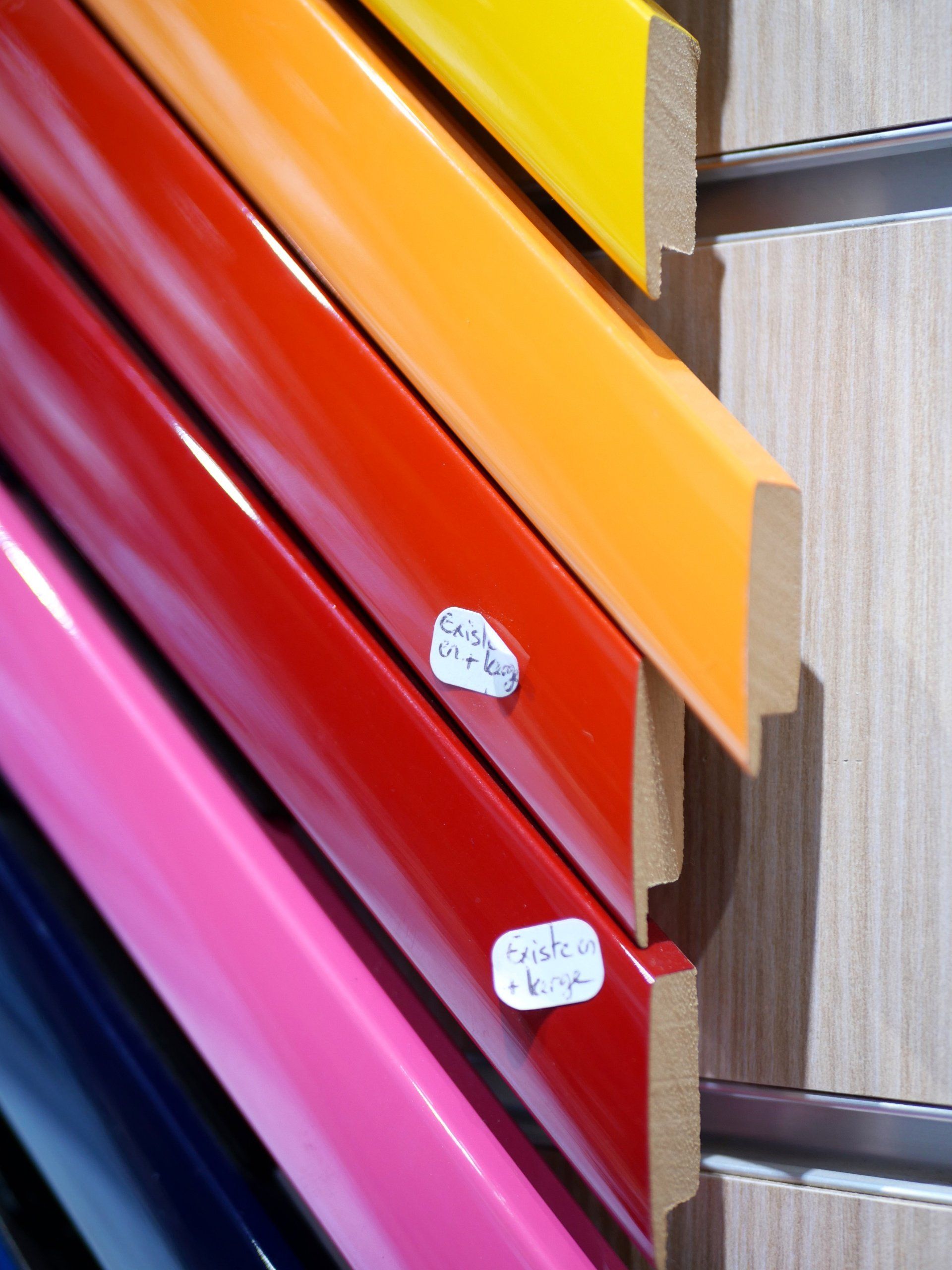 Baguettes  colorées vernies