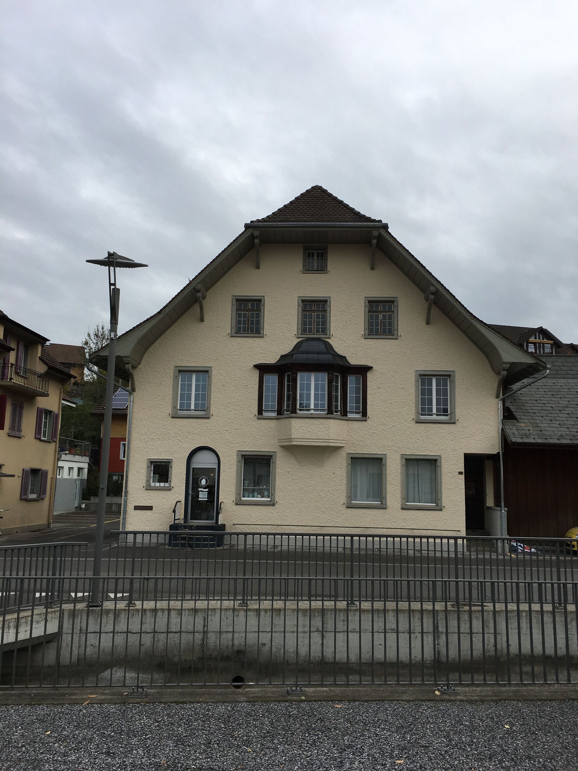 Fassaden 2 - Malergeschäft Bugmann - Niederlenz