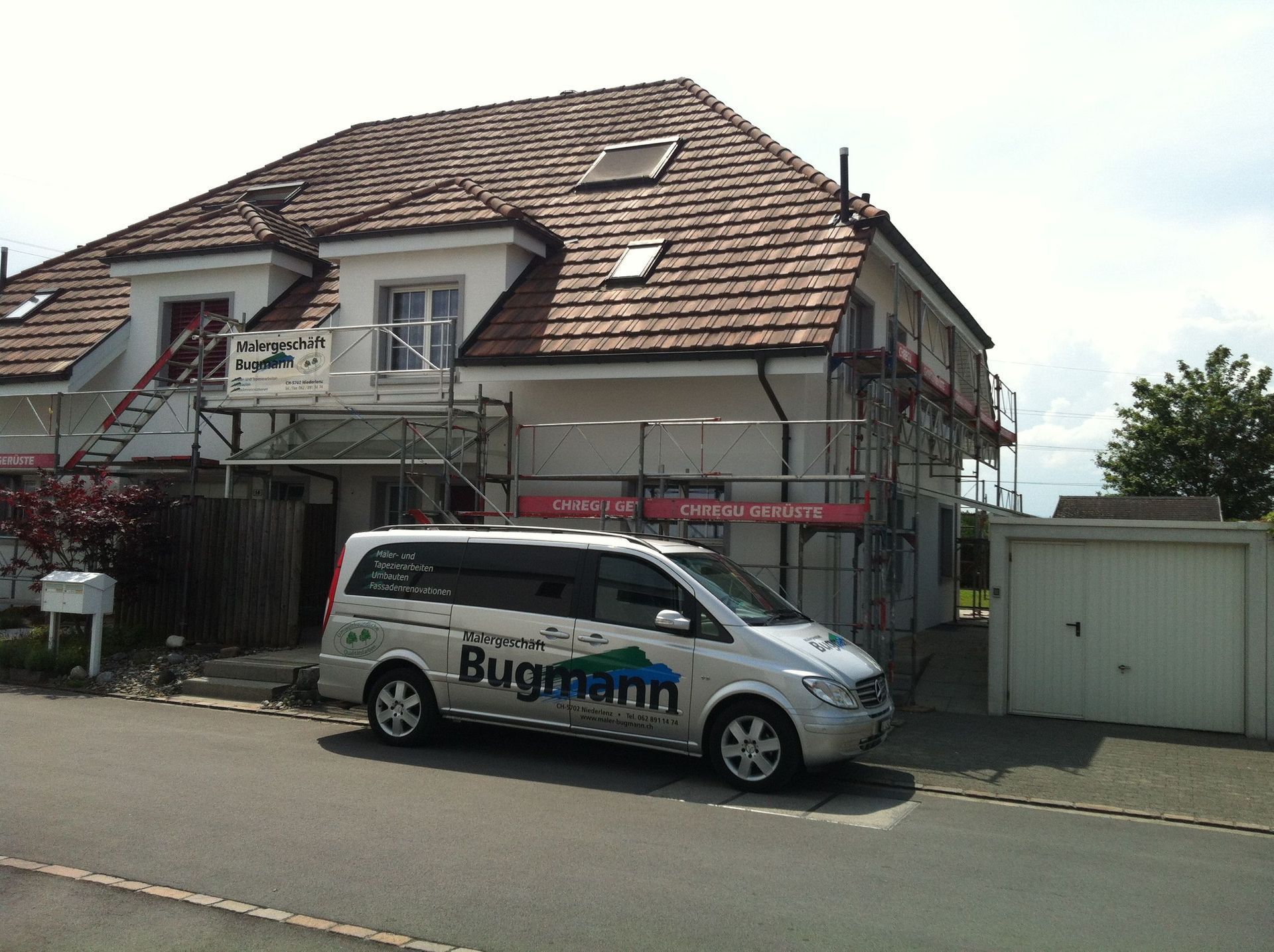 Fassaden und Auto - Malergeschäft Bugmann - Niederlenz