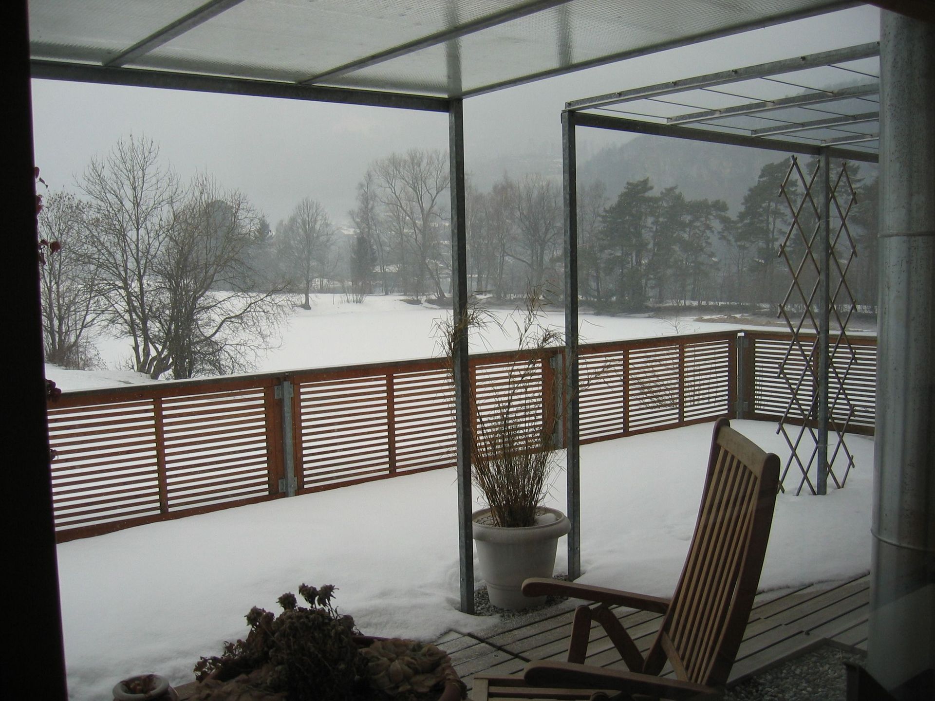 Dachterrasse im Winter