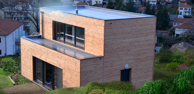 Photo d'une maison en bois