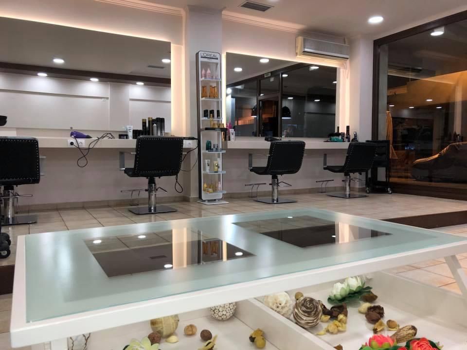 MARIA GENE HAIR STUDIO