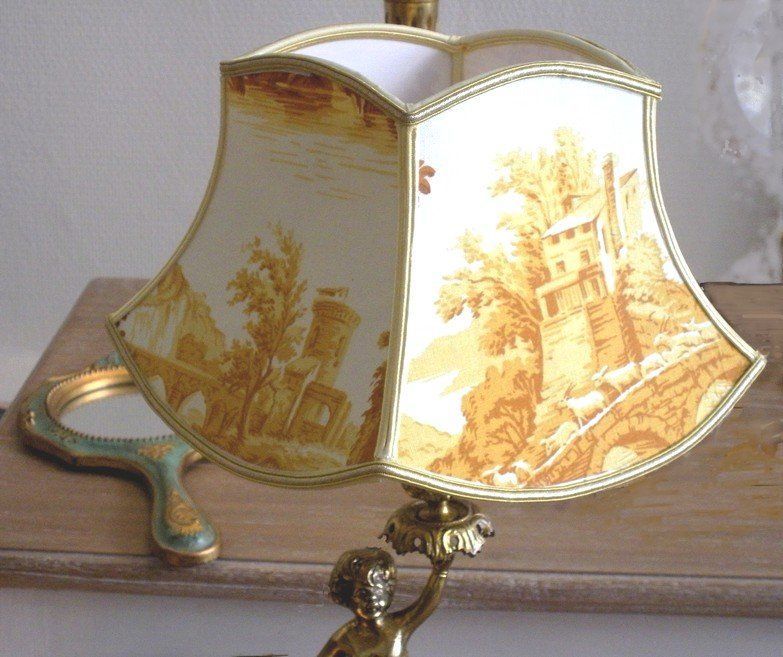 Pagode carrée festonnée haut et bas