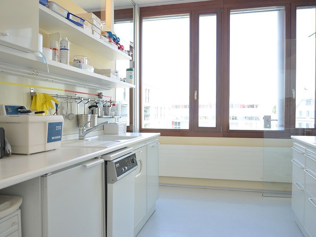 Sterilisationsraum - Zahnärztin Verena Naef - Dornach