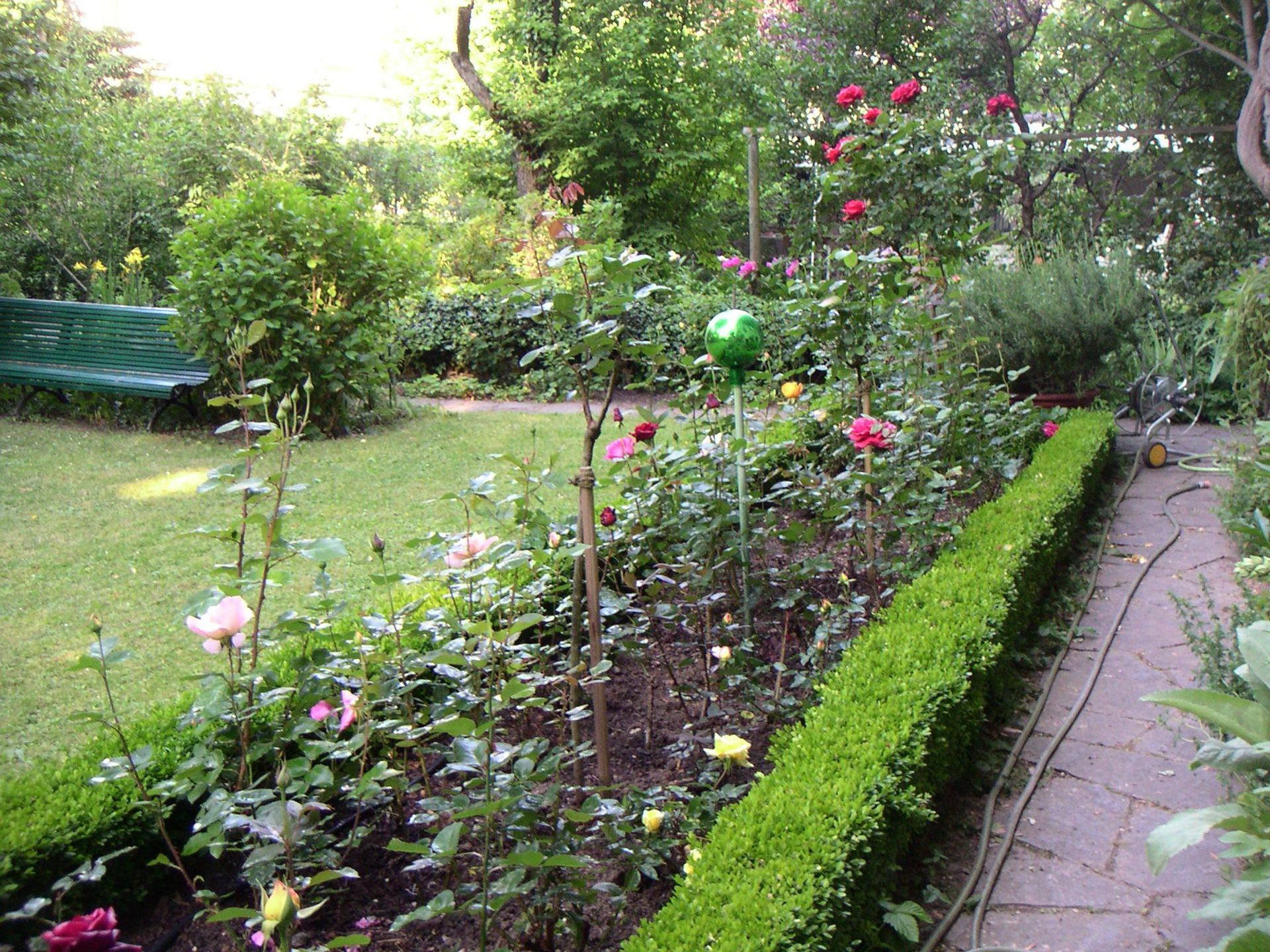 Gartenpflege - Alter Gartenbau in Boll