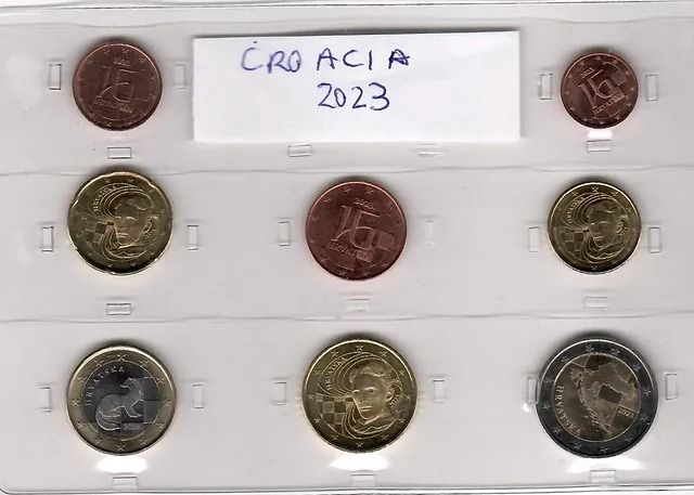 Una colección de monedas de Croacia del año 2023