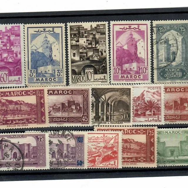 Una colección de sellos postales del país de Marruecos.