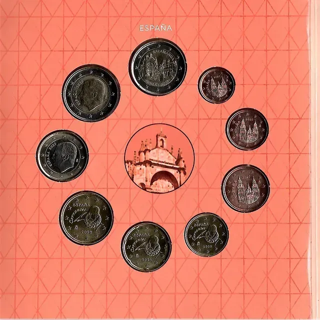 Un conjunto de monedas de España están dispuestas en un círculo.