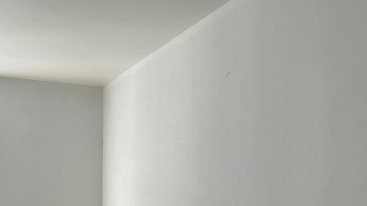 Pièce repeinte en blanc