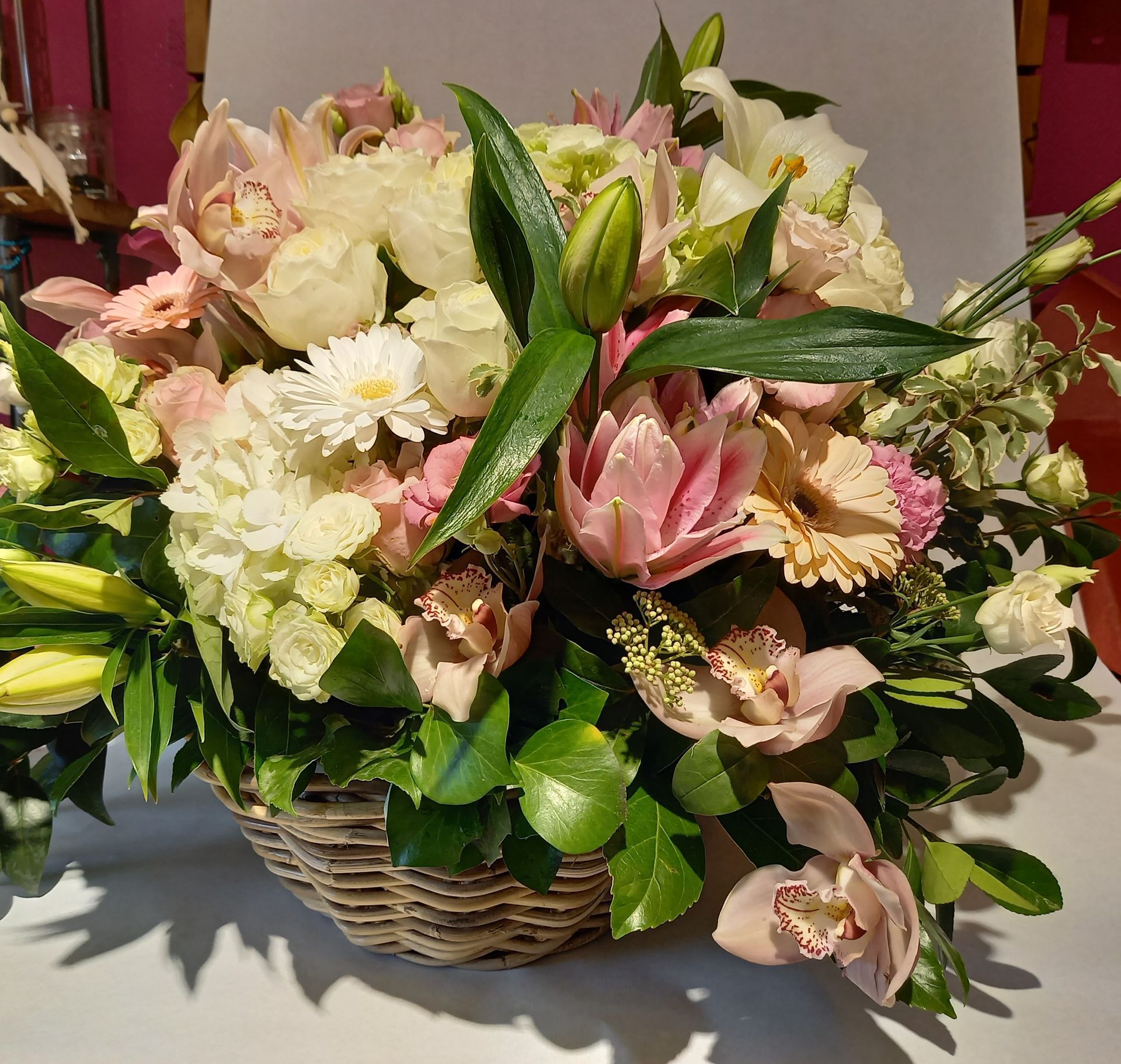 Dans un panier en osier