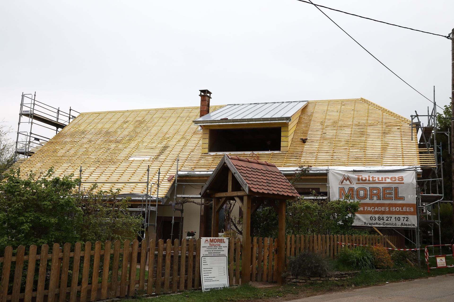 Charpente d'une maison rénovée par l'entreprise Morel