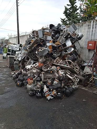 Χονδρικό εμπόριο παλαιών σιδήρων & μετάλλων (SCRAP) & Ανακύκλωση μετάλλων ΧΑΡΔΑΛΗΣ ΝΙΚ. ΓΕΩΡΓΙΟΣ