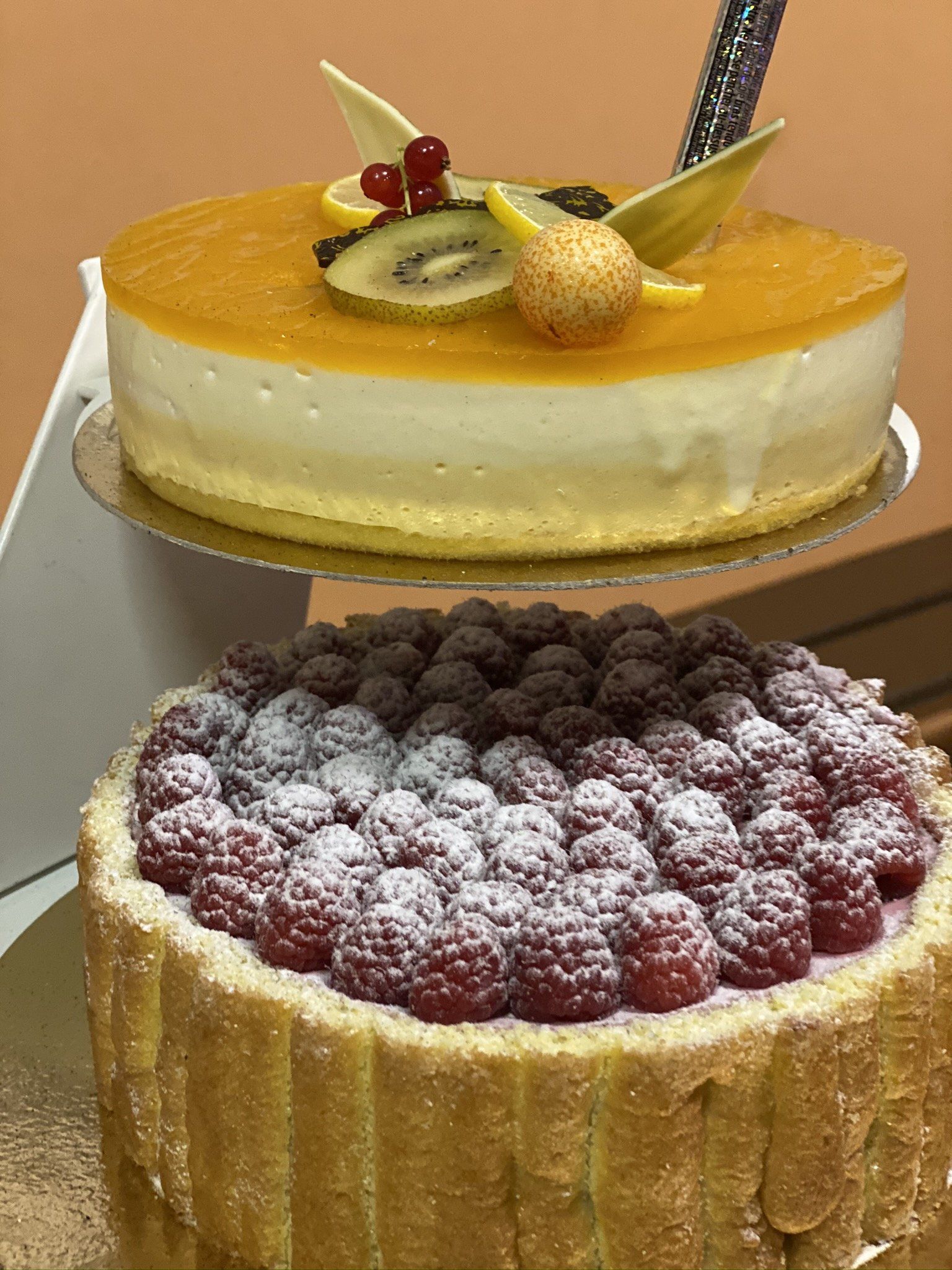 Cascade entremet