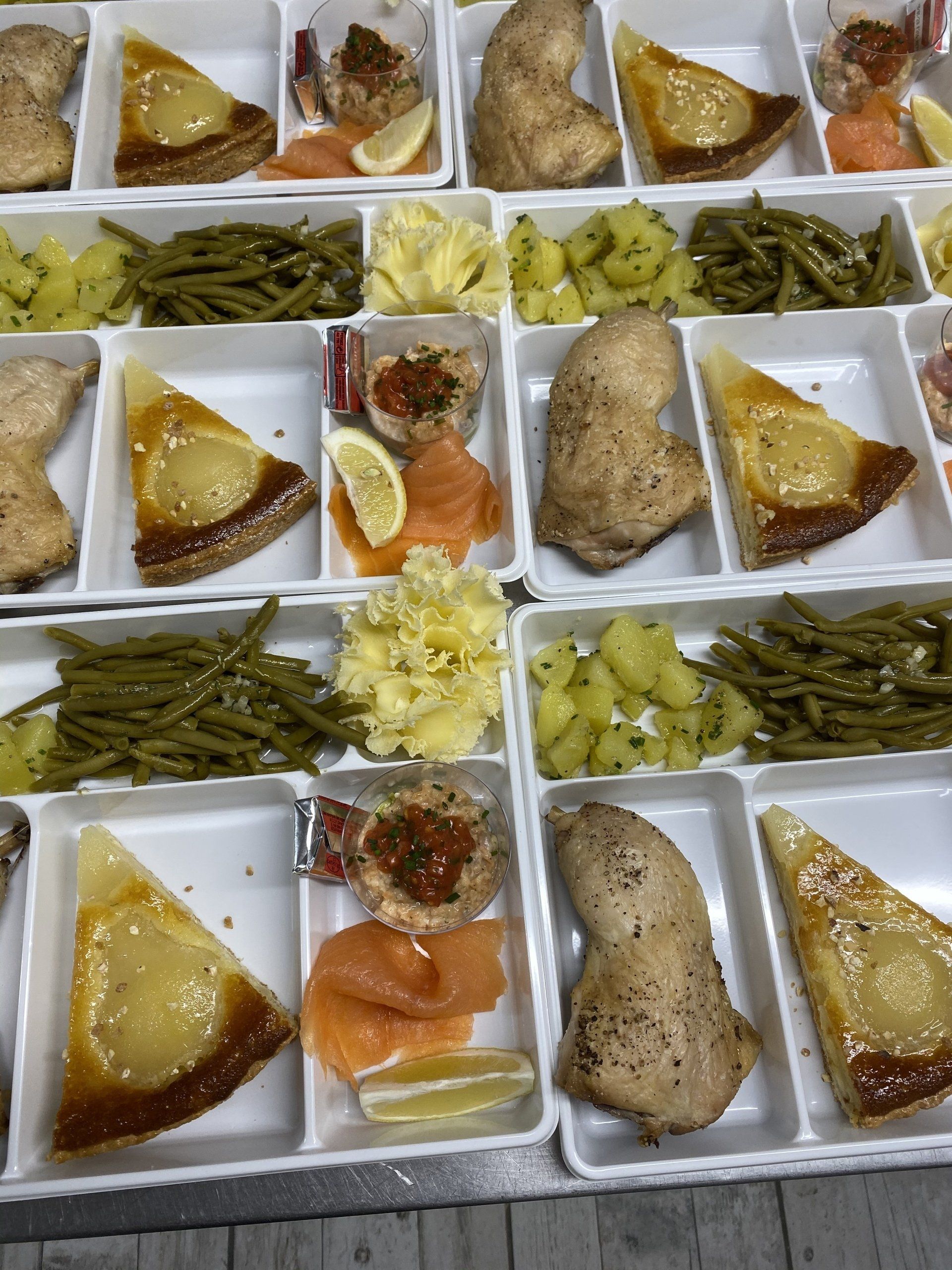 Plateau repas poulet par Bonnieu Traiteur