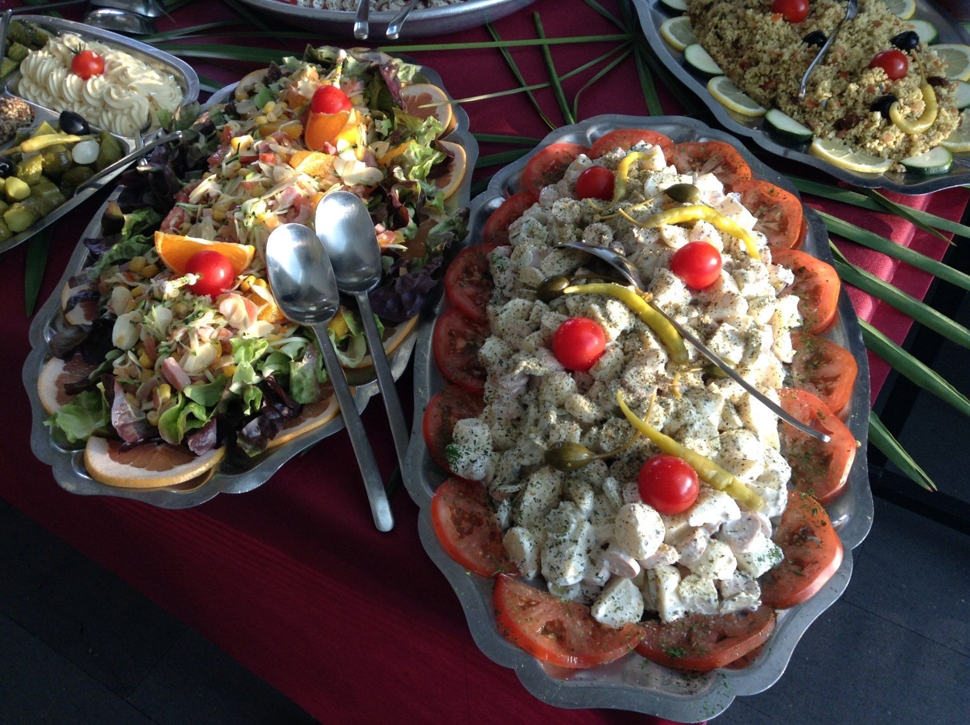 Salades buffet froid par Bonnieu Traiteur