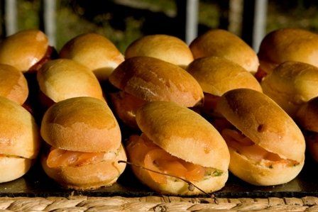 Navettes garnies par Bonnieu Traiteur