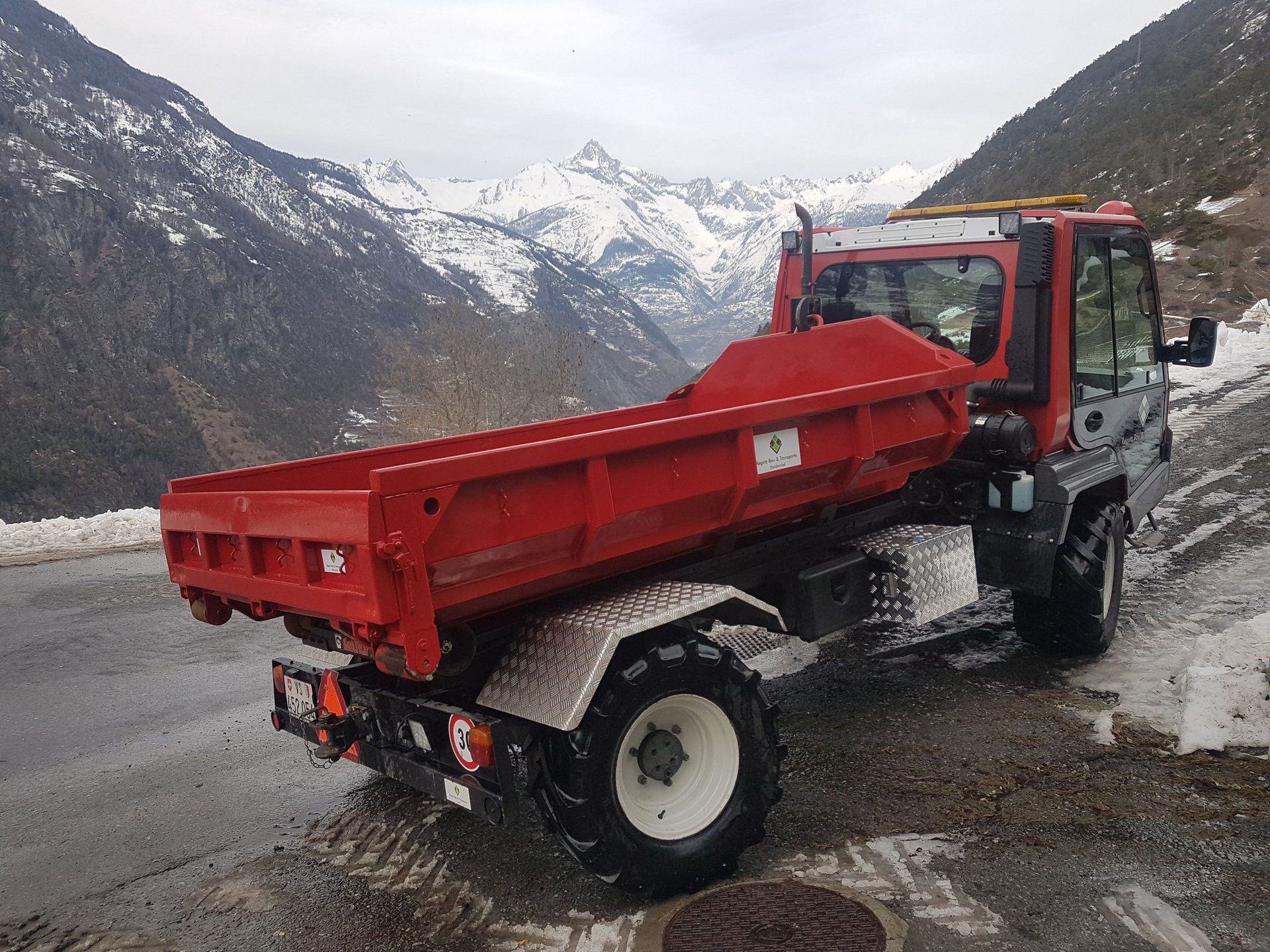 Transport Baumaterial - Regotz Bau und Transporte GmbH