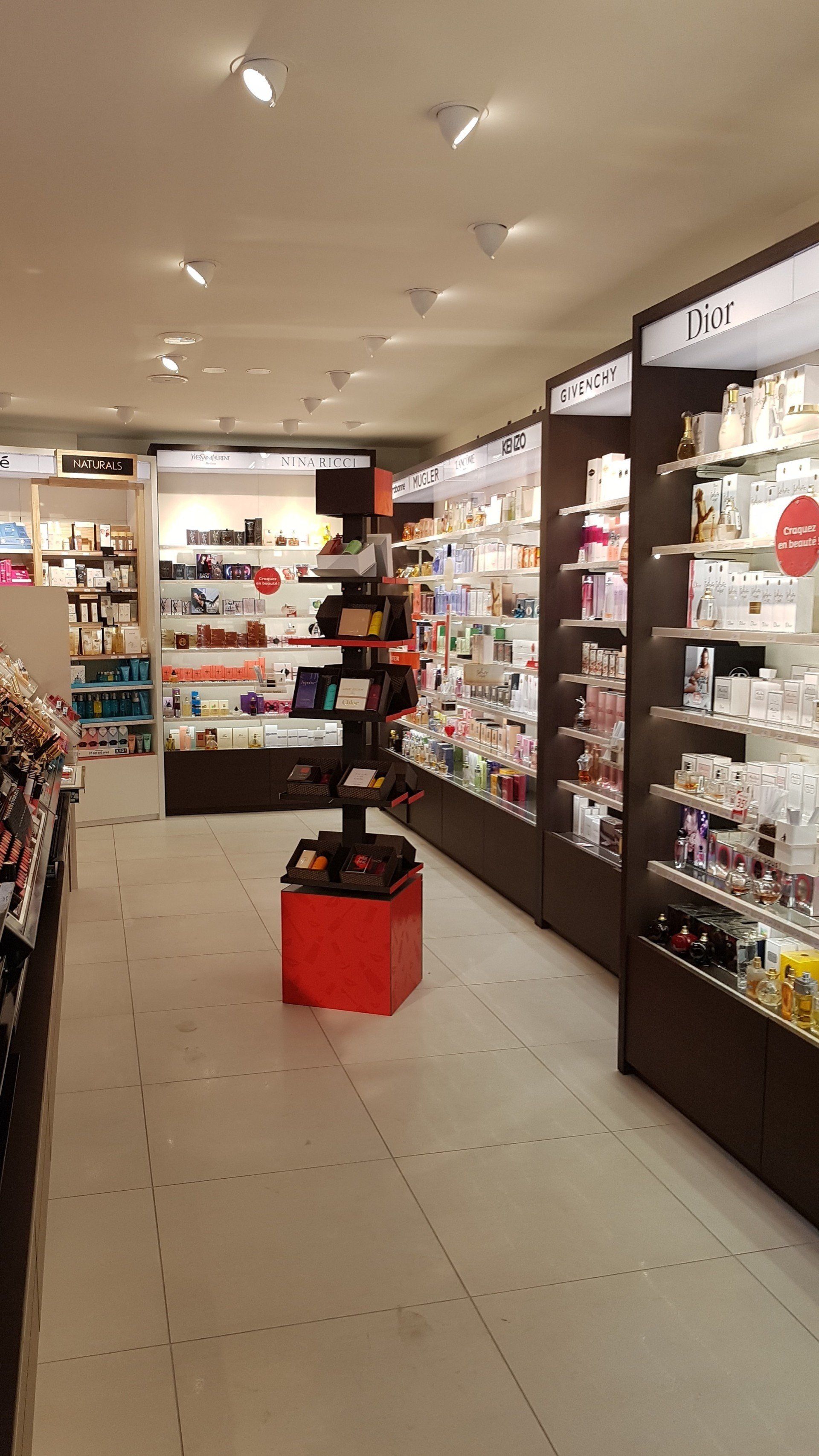 Éclairage commercial Lille