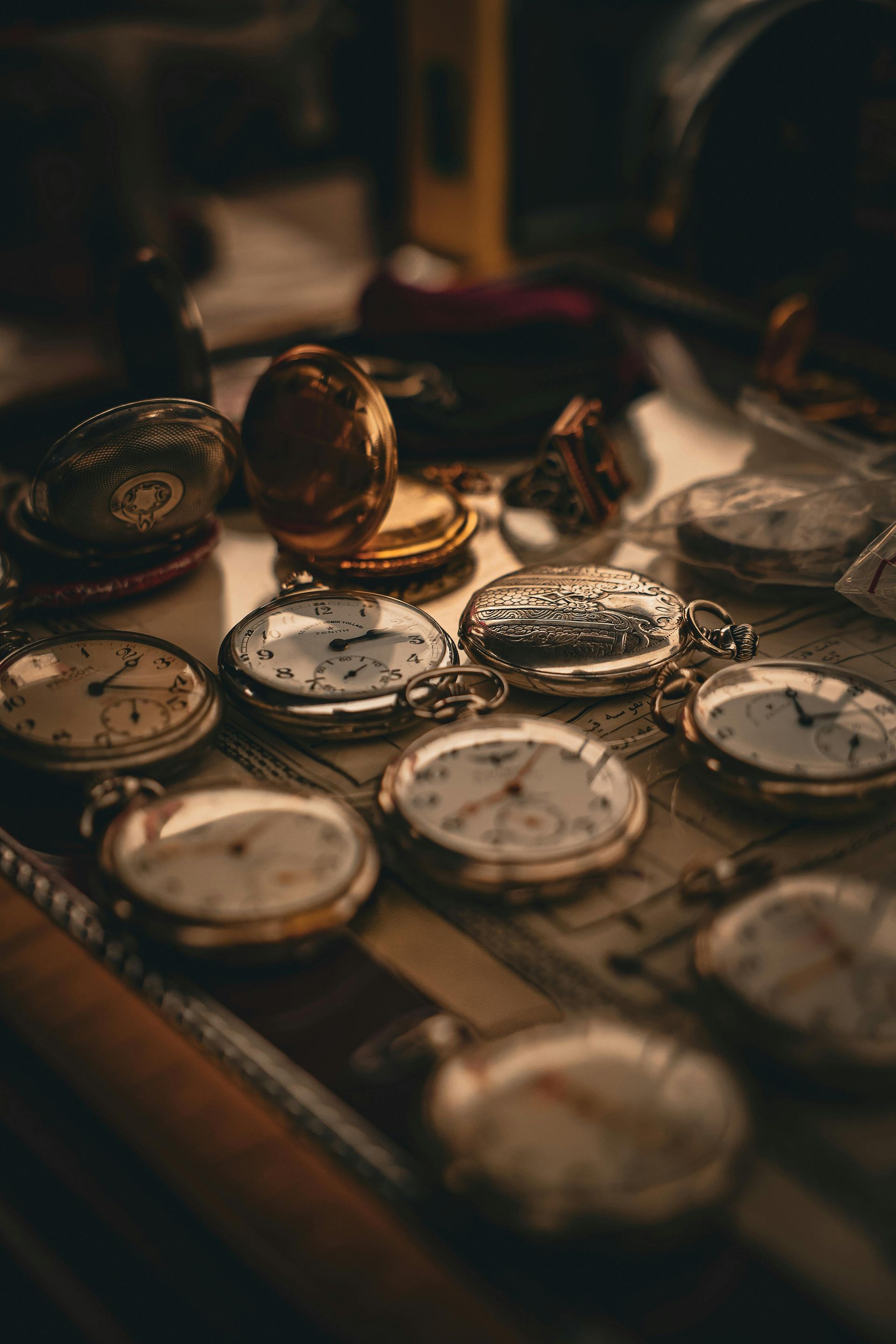 Relojes de oro.