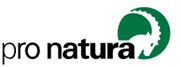 Logo Pro Natura avec texte noir et vert et emblème de feuille circulaire verte