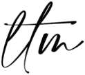 Lettres minuscules noires manuscrites sur fond blanc.