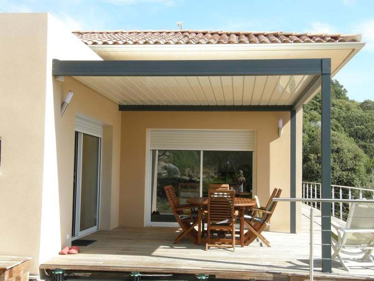 Pergola motorisée et terrasse