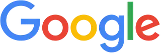 Un logotipo de Google con un arcoíris de colores sobre un fondo blanco.