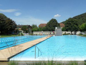 Schwimmbäder für Luxushotels und öffentliche Schwimmbäder – Hochkofler