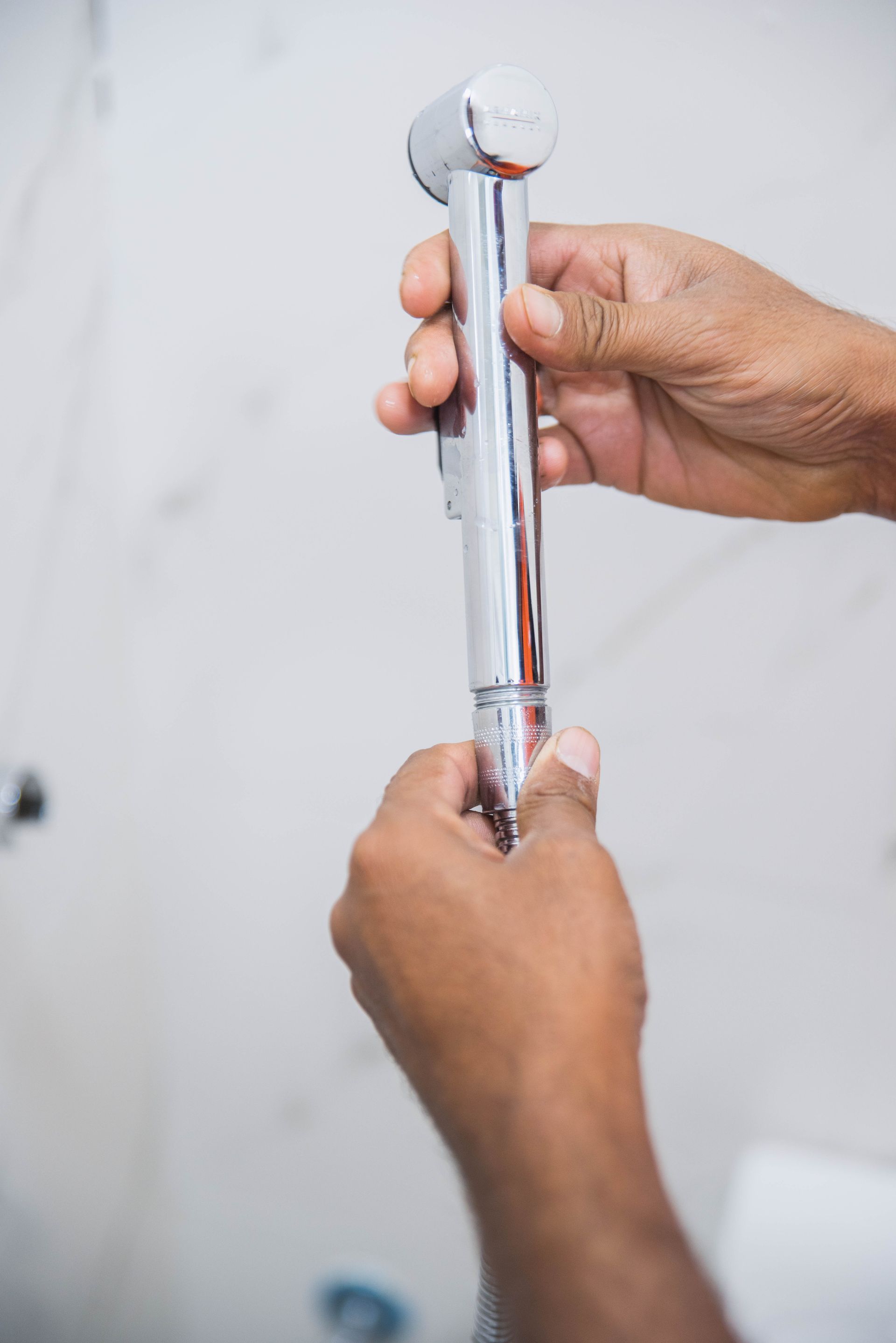 Shower mixer repair and reseal – plumbing maintenance in Qatar