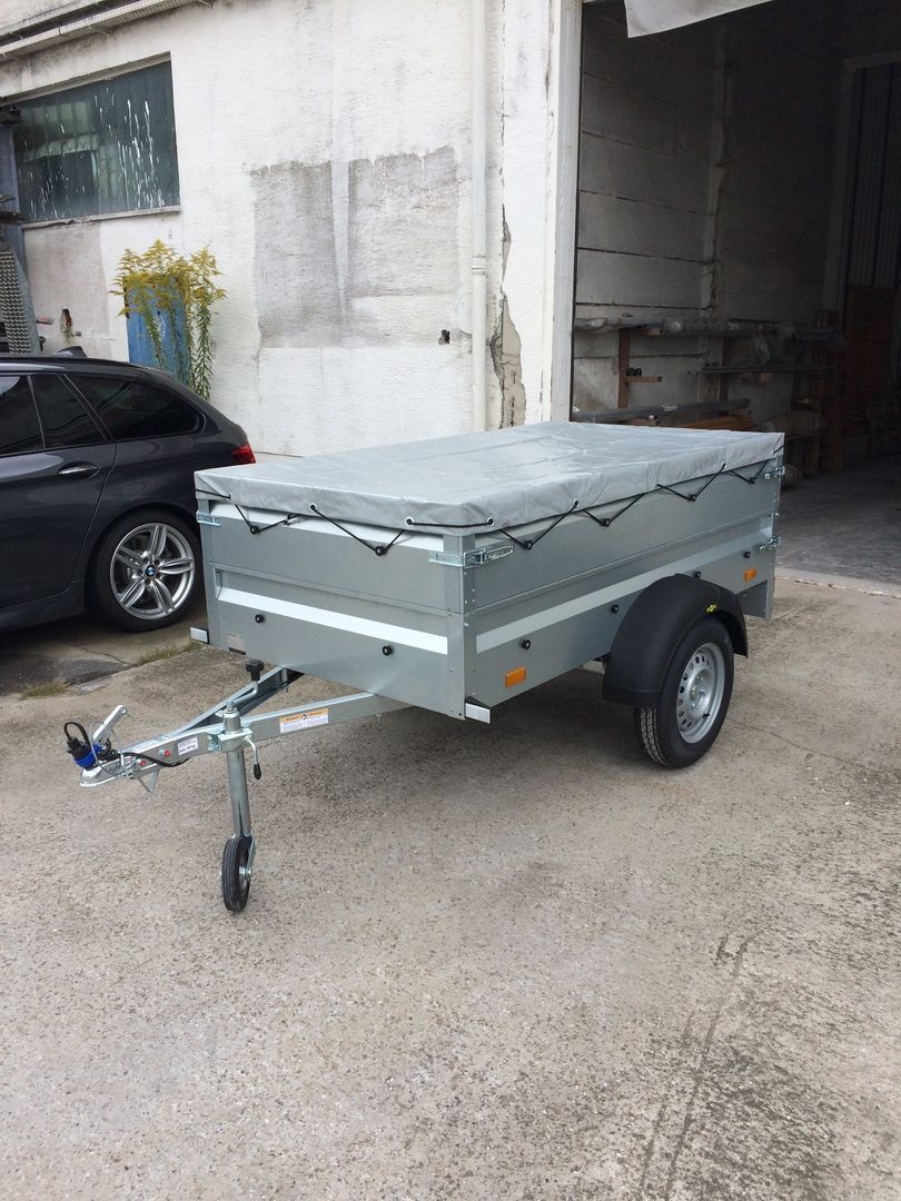 Humbaur mit Bordwanderhöhung