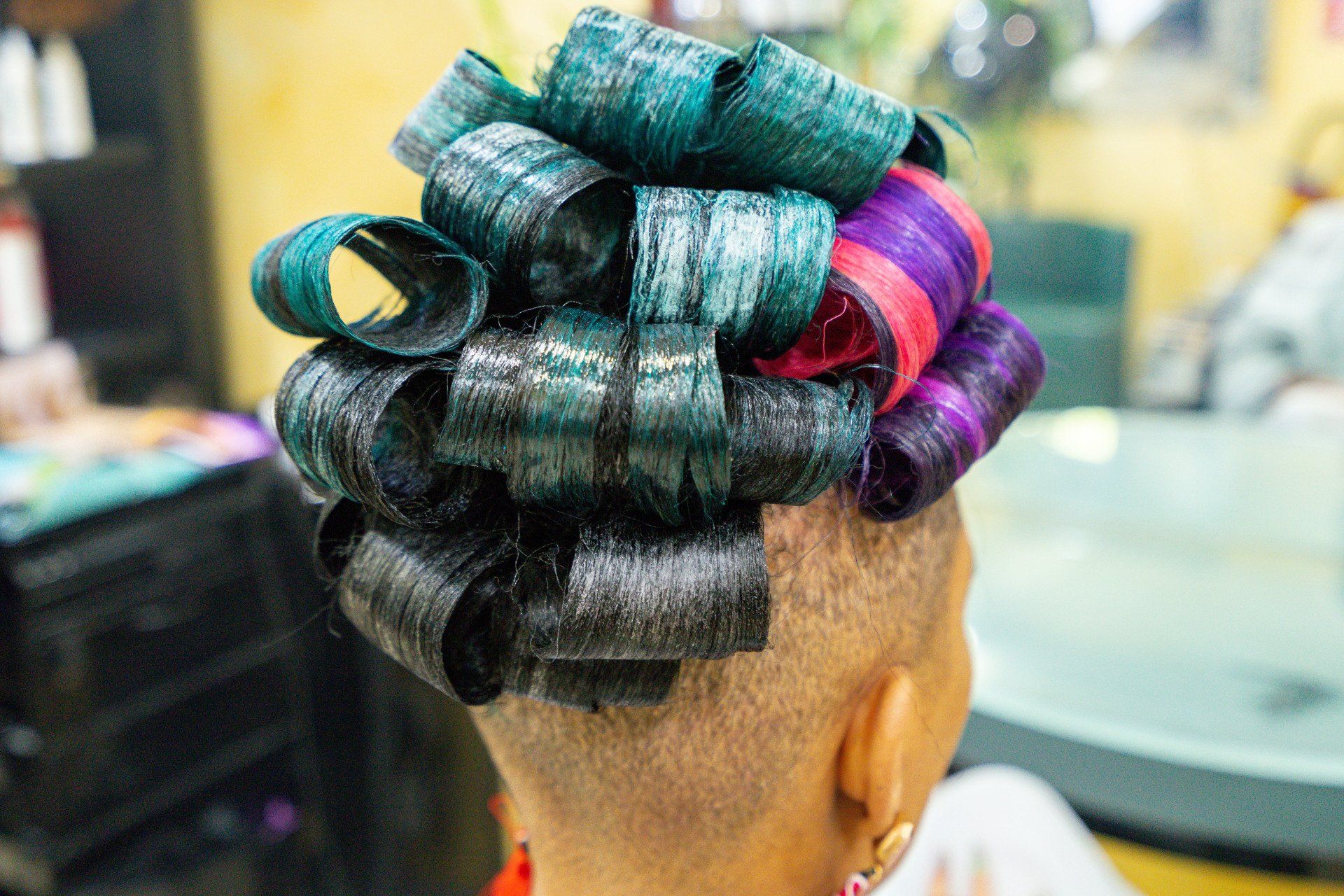 Brushing et coloration de cheveux