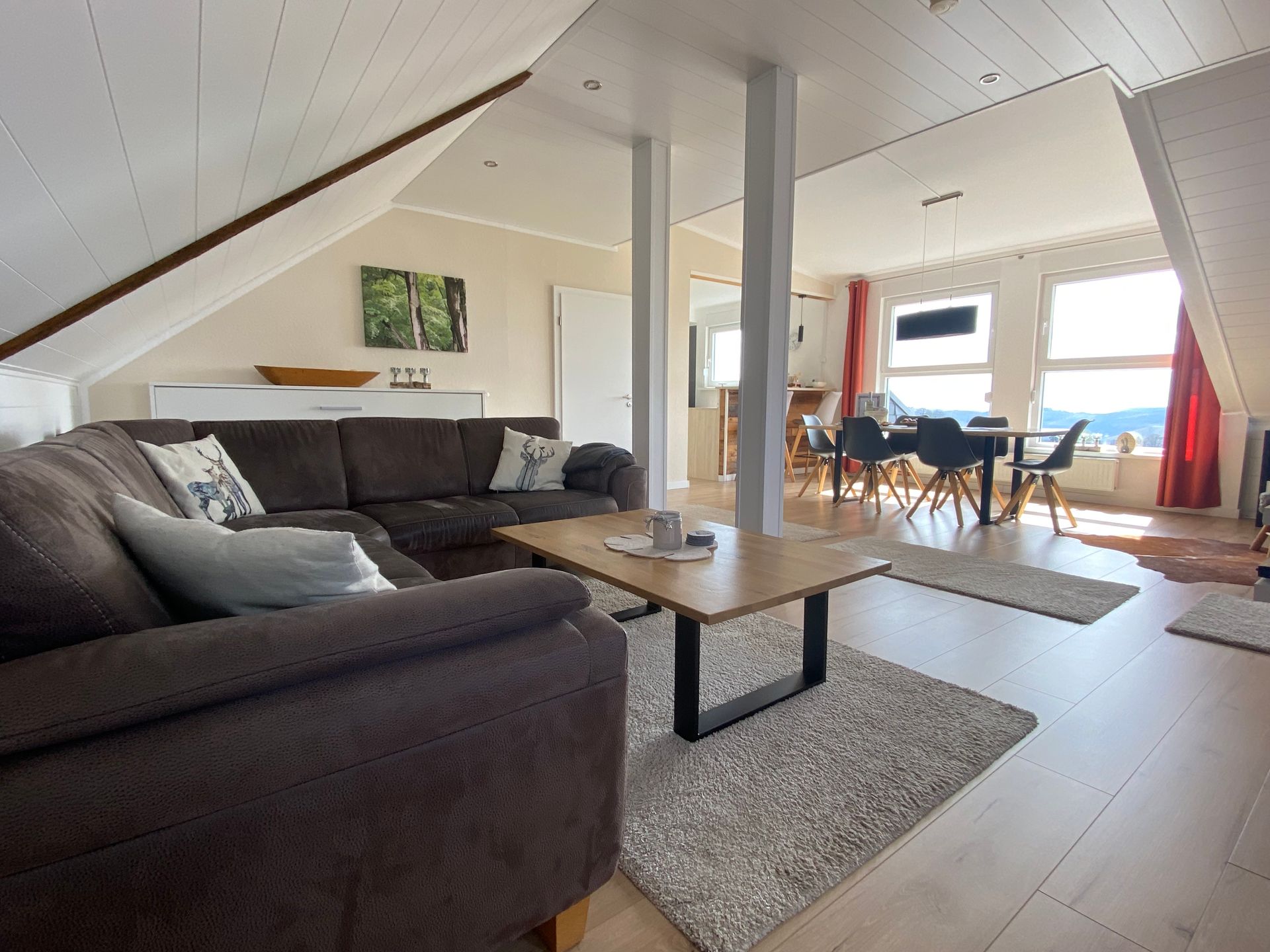 großzügiges Wohnzimmer
Ferienwohnung Jolina